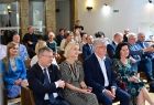 Marszałek Witold Kozłowski, Senator Jan Hamerski, poseł Urszula Nowogórska, poseł Elżbieta Zielińska Poseł Anna Paluch, radna Marta Mordarska, przyglądają się występom.