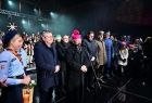 Metropolita Krakowski abp. Marek Jędraszewski, Marszałek Województwa Witold Kozłowski, wojewoda Łukasz Kmita. abp Marek Jędraszewski jest w trakcie przemówienia.