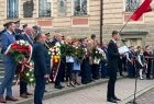 Uroczyste przemówienie podczas uroczystości przed grobem nieznanego żołnierza