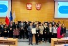 Pamiątkowe zdjęcie grupowe uczestników spotkania