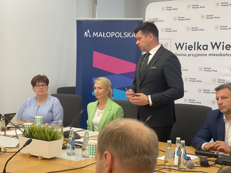 Zdjęcie 1 z plenarnego posiedzenia Małopolskiego Komitetu Rozwoju Ekonomii Społecznej