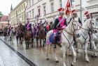 Pochód patriotyczny idzie ulicami Krakowa