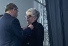 Marszałek Witold Kozłowski w trakcie wręczania odznaczeń. 