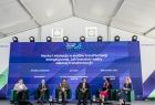 Uczestnicy dyskusji na scenie Krynica Forum 2023