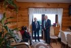 wizyta marszałka w Rodzinnym Domu Dziecka w Zakopanem