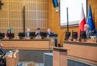 Marszałek Witold Kozłowski, wicemarszałek Łukasz Smółka i wicemarszałek Józef Gawron