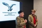Adam Zaleski prezes TG Sokół oraz prezes honorowy Franciszek Marduła w tle prezentacja o Sokole
