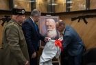widok na prezent od Piotra Bąka starosty tatrzańskiego dla TG Sokół - portret Władysława Zamoyskiego