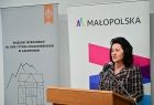 Posłanka PiS Anna Paluch przemawia podczas uroczystości otwarcia Gmachu Głównego Muzeum Tatrzańskiego