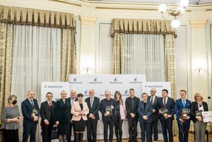 Przejdź do: Małopolska doceniła działalność artystyczną, kulturalną i społeczną