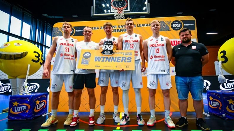 Polscy koszykarze 3x3 na podium w hali Cracovii