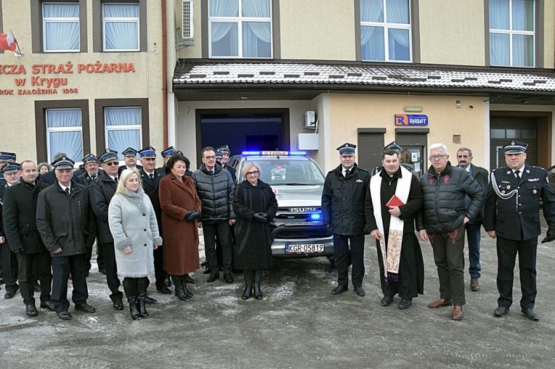 Stanisław Pasoń, Jadwiga Wójtowicz i strażacy Z OSP Kryg