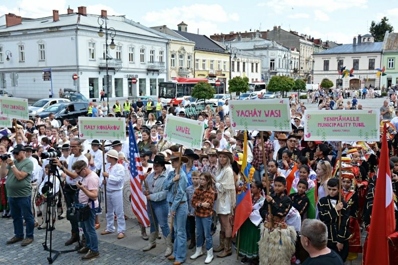 Święto Dzieci Gór na rynku w Nowym Sączu