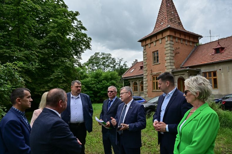 Marszałek Witold Kozłowski podczas spotkania