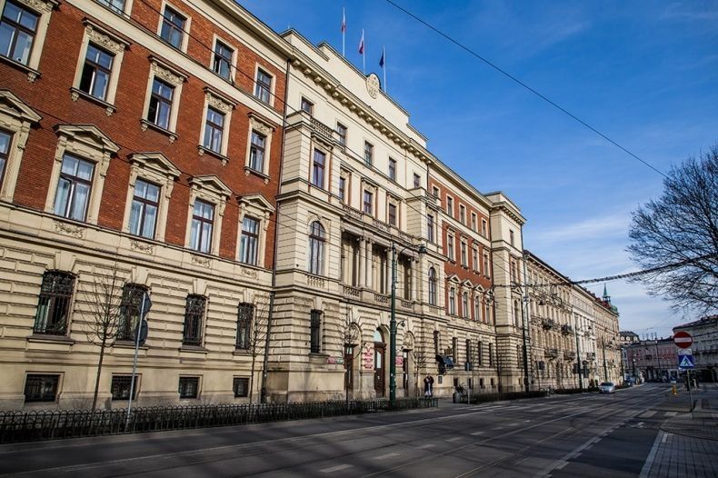 zdjęcie podglądowe, budynek urzędu przy ul. Basztowej w Krakowie