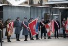 uroczystość otwarcia budynku Muzeum Palace - podczas ceremonii otwarcia - widok na poczty sztandarowe stojące przed budynkiem Palace