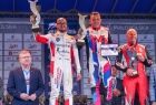 zwycięzca z Włoch na podium