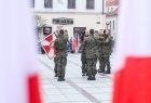 Żołnierze składają przysięgę.