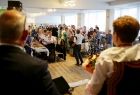 Występy artystyczne i wspólny śpiew podczas jubileuszowej uroczystości