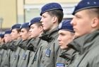Młodzież z klasy mundurowej podczas uroczystości w Tarnowie