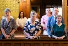 Uczestnicy uroczystej mszy świętej, wśród nich senator Andrzej Pająk
