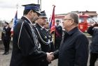 Odebranie nowych samochodów w Witanowicach. Marszałek wręczył odznaczenia wojewódzkie