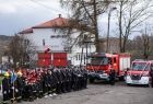 Odebranie nowych samochodów w Witanowicach. Marszałek wręczył odznaczenia wojewódzkie