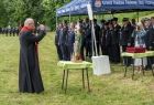 kapelan w trakcie błogoslawieństwa