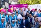 Wspólne zdjęcie organizatorów z artystami
