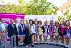 Wspólne zdjęcie organizatorów z artystami