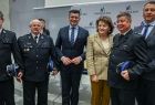 Podpisanie umowy na 63 samochody strażackie