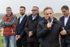 symboliczne wbicie łopaty pod budowę