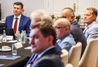 Marszałek Łukasz Smółka i profesorowie.