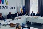 delegacja z zjednoczonych emiratów arabskich uczestniczy w prezentacji Jerzego Kopcia