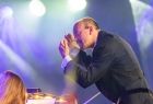 Orkiestrę prowadzi dyrygent prof. Piotr Sułkowski, dyrektor Opery Krakowskiej 