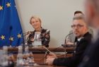 Iwona Gibas z Zarządu Województwa Małopolskiego podczas spotkania ze strażakami oraz samorządowcami w Urzędzie Miejskim w Chrzanowie