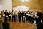 Wspólne pamiątkowe zdjęcie wszystkich beneficjentów