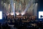 Artyści oraz goście wydarzenia, którzy licznie przybyli na koncert do kościoła św. Józefa Robotnika