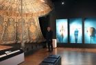 Wicemarszałek Ryszard Pagacz w muzeum.