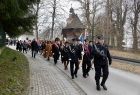 Przemarsz z kościoła pod pomnik