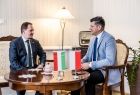 Konsul Generalny Węgier i marszałek Łukasz Smółka. 