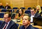 Radni podczas sesji Sejmiku Województwa