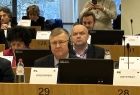 Wicemarszałek Witold Kozłowski stojący w rzędzie.