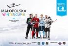 Na plakacie z napisem Małopolska pięciu młodych ludzi hokejowych strojach, na łyżwach z kijami.