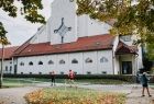 trasa obok kościoła