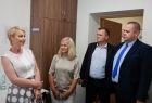 Iwona Gibas z zarządu województwa podczas spotkania w Zespole Zamiejscowym Wojewódzkiego Urzędu Pracy w Oświęcimiu 