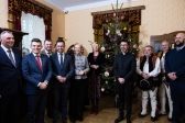 Choinka od górali już w Domu Rodzinnym Ojca Świętego Jana Pawła II w Wadowicach