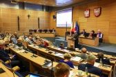 Przejdź do: Mała retencja, wsparcie OSP i nagrody dla olimpijczyków wśród tematów IX Sesji Sejmiku Województwa Małopolskiego
