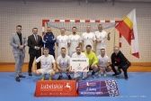 Przejdź do: Dwa zwycięstwa, dwa remisy, trzy porażki