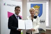 Przejdź do: Blisko 5 mln zł dofinansowania. Przekazanie umowy dla Gminy Wolbrom